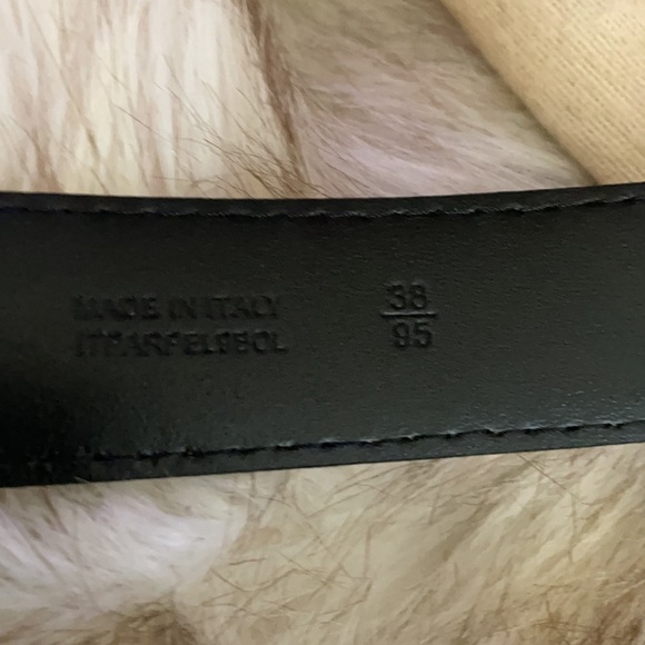 COPY - Burberry men’s belt - Picture 3 of 5